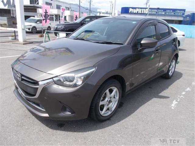 2017 Mazda Demio