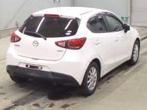 2017 Mazda Demio