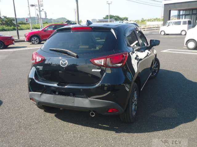 2018 Mazda Demio