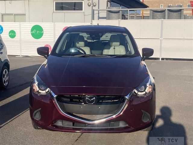 2017 Mazda Demio