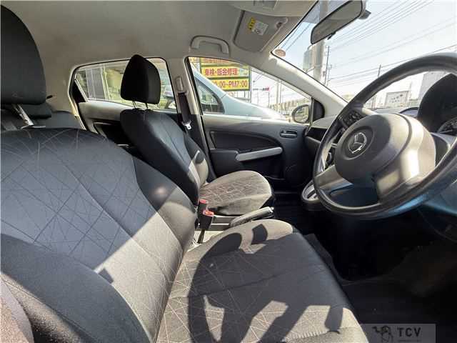 2013 Mazda Demio