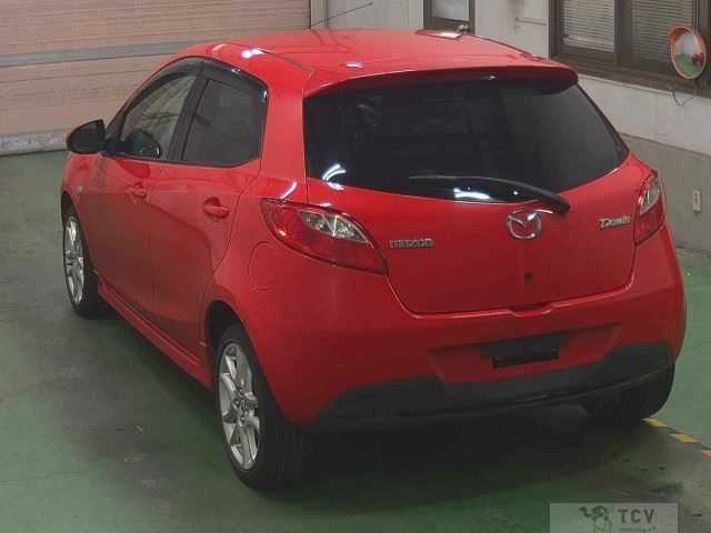 2013 Mazda Demio