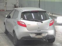 2013 Mazda Demio