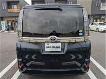 2017 Toyota Voxy