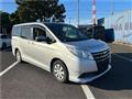 2015 Toyota Noah