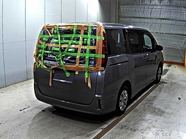 2016 Toyota Noah