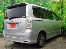 2011 Toyota Voxy