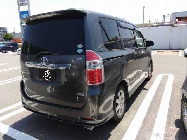 2008 Toyota Noah