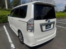 2010 Toyota Voxy