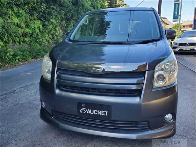 2009 Toyota Noah