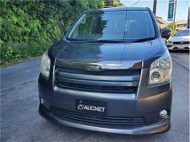 2009 Toyota Noah