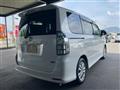 2013 Toyota Voxy