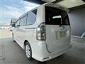 2013 Toyota Voxy