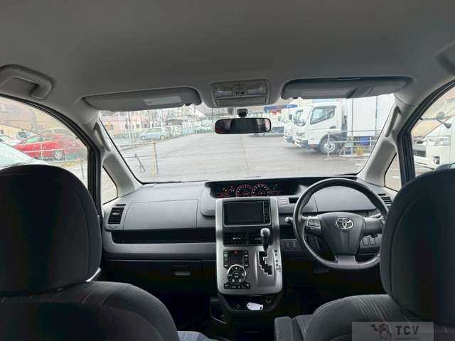 2012 Toyota Voxy