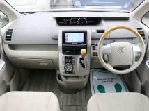 2008 Toyota Noah