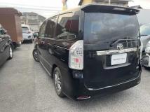 2011 Toyota Voxy