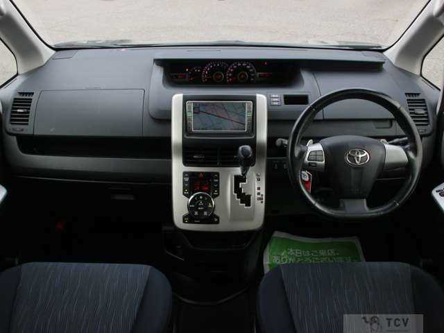 2011 Toyota Voxy