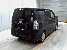 2007 Toyota Voxy