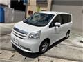 2010 Toyota Noah