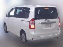 2013 Toyota Noah