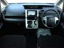 2012 Toyota Noah