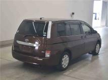 2014 Toyota Isis