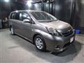 2010 Toyota Isis