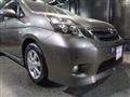 2010 Toyota Isis
