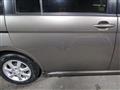 2010 Toyota Isis