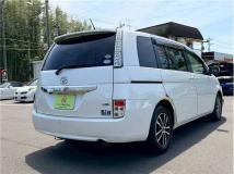 2011 Toyota Isis