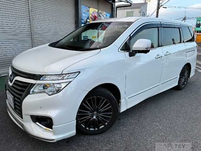 2016 Nissan Elgrand
