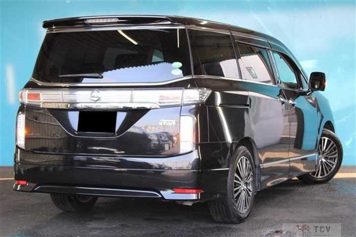 2014 Nissan Elgrand
