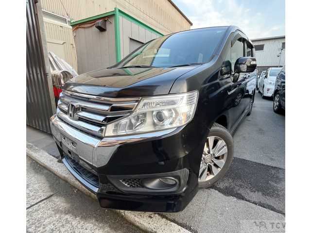2013 Honda Step WGN