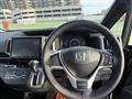 2013 Honda Step WGN