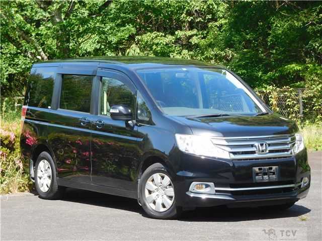 2013 Honda Step WGN