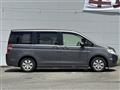 2013 Honda Step WGN