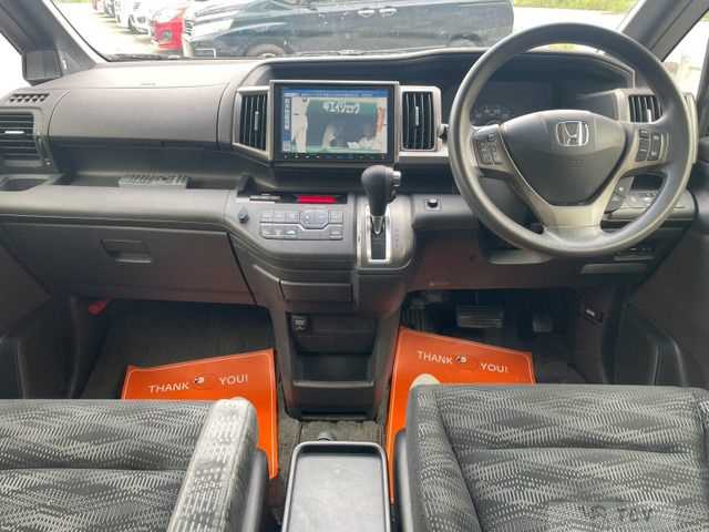 2014 Honda Step WGN