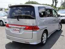 2005 Honda Step WGN