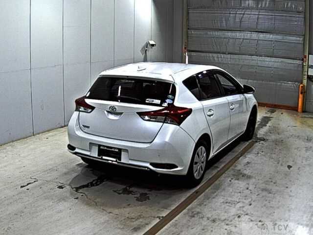 2016 Toyota Auris