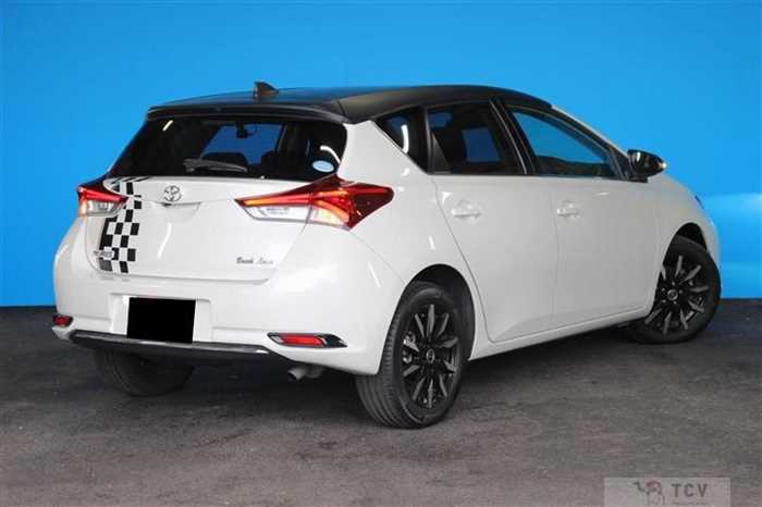 2016 Toyota Auris