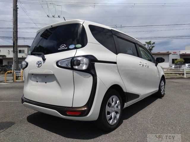 2015 Toyota Sienta