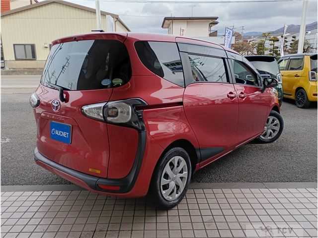 2015 Toyota Sienta