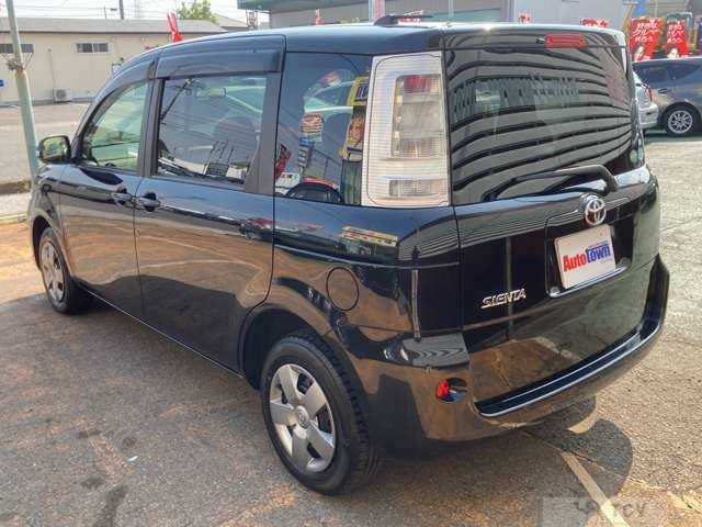 2014 Toyota Sienta