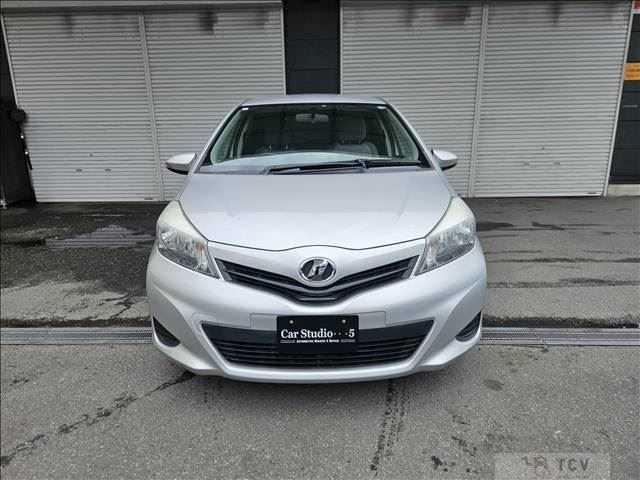 2011 Toyota Vitz