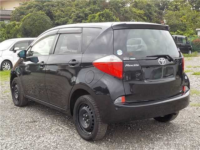 2013 Toyota Ractis