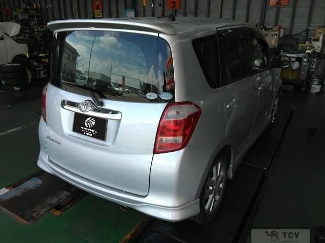 2006 Toyota Ractis