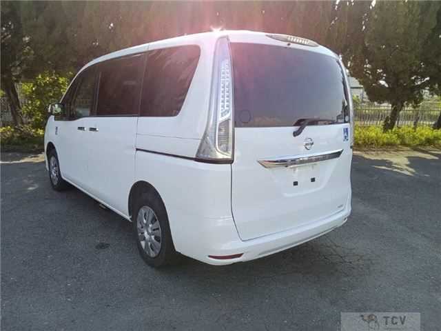 2015 Nissan Serena