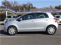 2006 Toyota Vitz