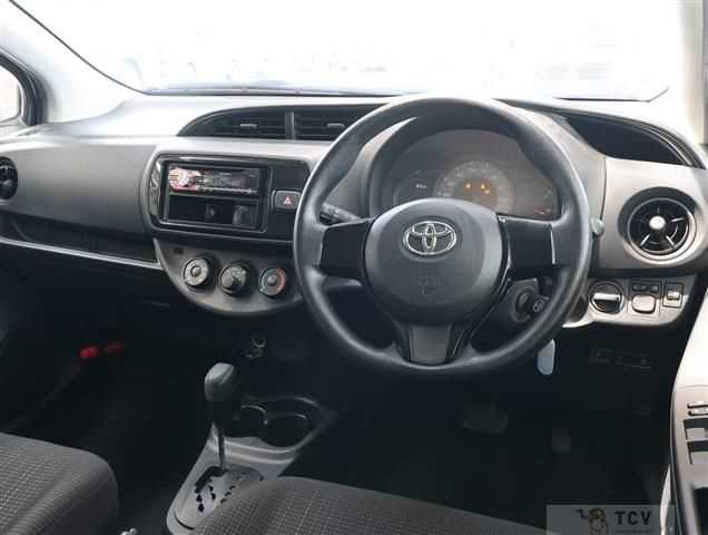 2017 Toyota Vitz