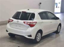 2017 Toyota Vitz